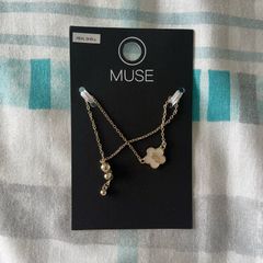 Muse Gold Tone Bracelet with Shell Charm