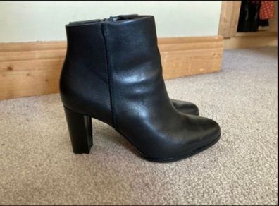 clarks boot