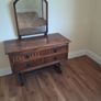 Dressing Table with Mirror Image 3