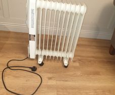 Oil filled 11 fin, 2500W Electric Radiator