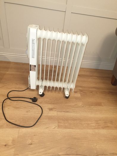Oil filled 11 fin, 2500W Electric Radiator