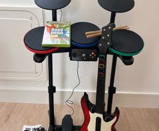 Xbox 360 Guitar Hero / Band Hero Complete Boxed Set - Guitar, Drums, Mic & Game