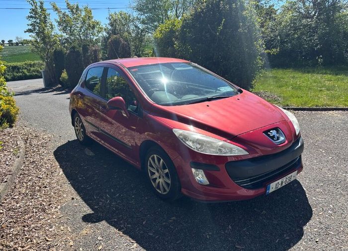 Peugeot 308 HDI Diesel 2010. NCT May 2027