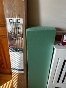 Laminate flooring and underlay