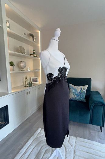 Reduced: Brand-New Stunning Black-and-White Lipsy Dress