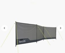 Camping windbreaker