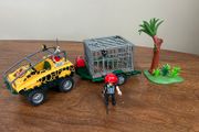 Playmobil 4175 - Amphibian Vehicle with Deinonychus dinosaur