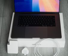 MacBook Pro M1 Pro 16'