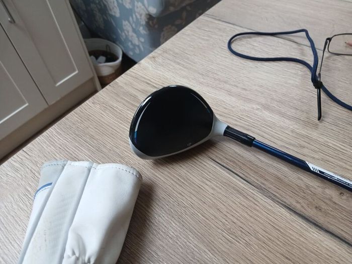 Taylormade Sim 2 max 5wood