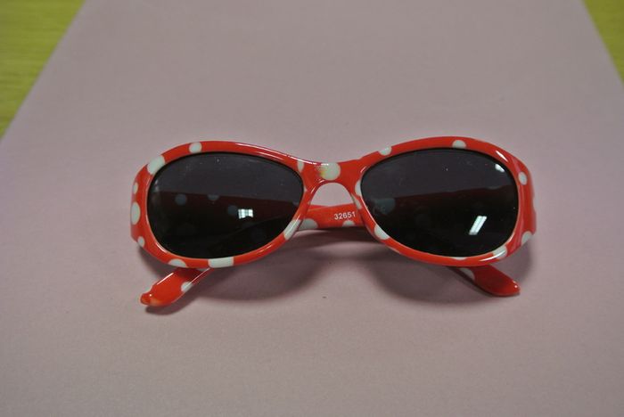 Kid's Polka-dot Sunglasses (with Case)