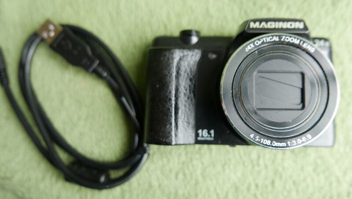 Maginon SZ-24 Digital Compact Camera 16,1MP - 24 x Optical Zoom Tested (battery cover is missing)