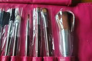 Make up brush set