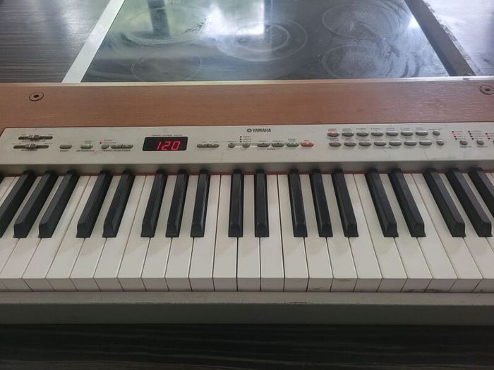 Yamaha P-120 88-Key Weighted Digital Piano