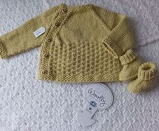 Hand Knit Baby Cardigan & Booties Set:100% Merino Wool: 0-3 Months