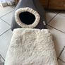 Cat bed super soft pyramid Image 3