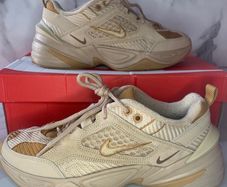 Get Luxury Influencer Chunk Nike M2k