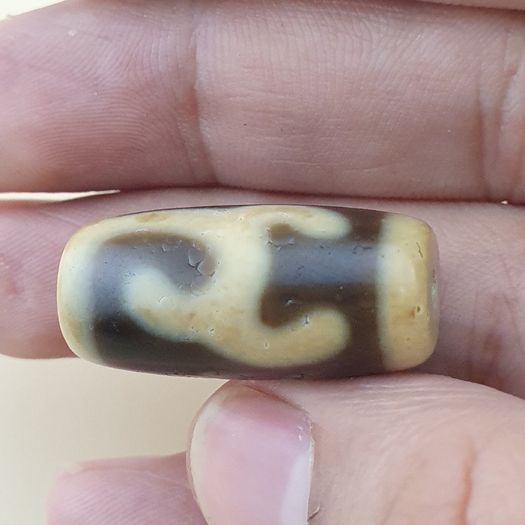 Vintage Unique Pattern Himalayan Tibetan Agate Dzi Bead Amulet