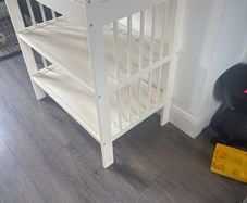 Baby changing/storage unit (like new)