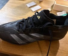 Adidas Preditor FG football boots size 6