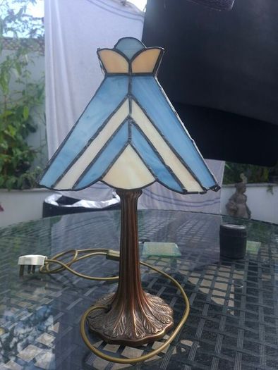 Beautiful Vintage Stained-glass Table Lamp