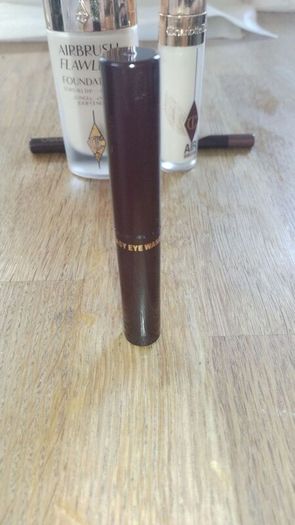 Charlotte Tilbury Easy eye-shadow stick