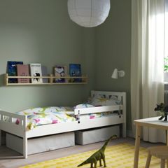 Toddler bed