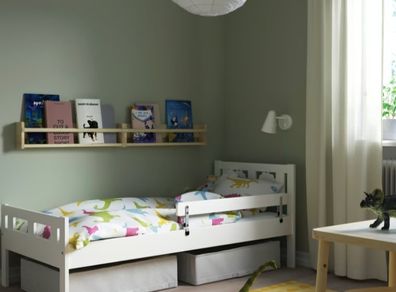 Toddler bed