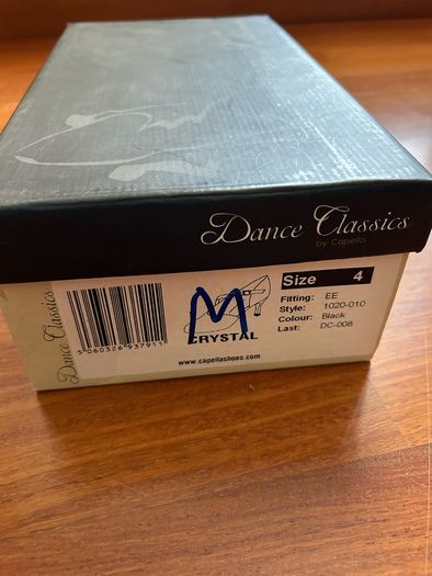 Dancing Shoes Latin/Salsa. Capella.