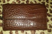 Large brown designer purse Price includes postage