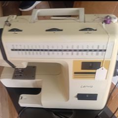 sewing machine