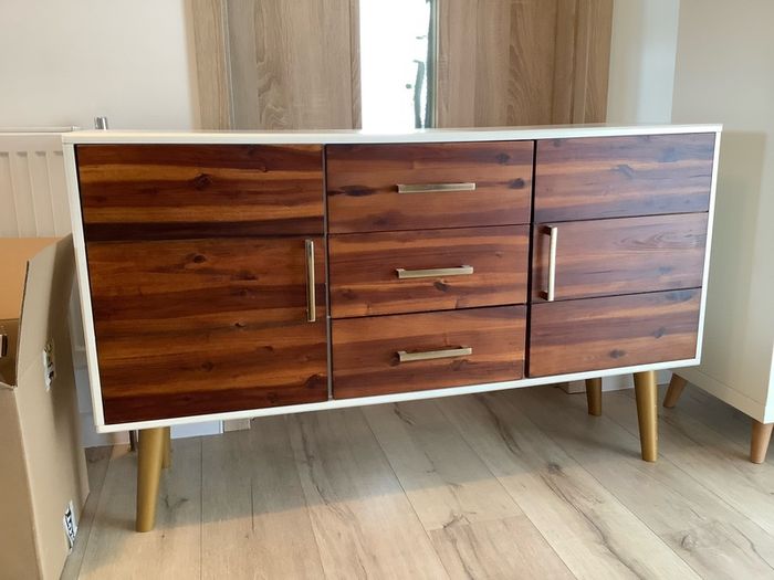 Two lockers and dresser