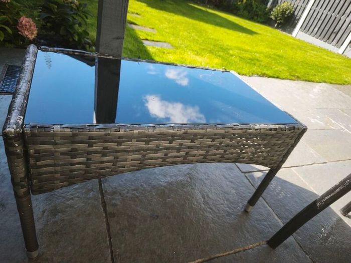 garden chairs and table