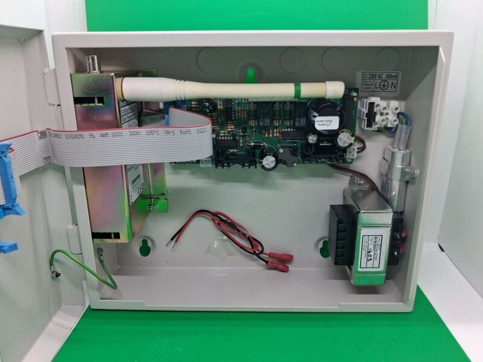 Postage - EDA-M350 Radio Signal Repeater Panel For EDA-M200