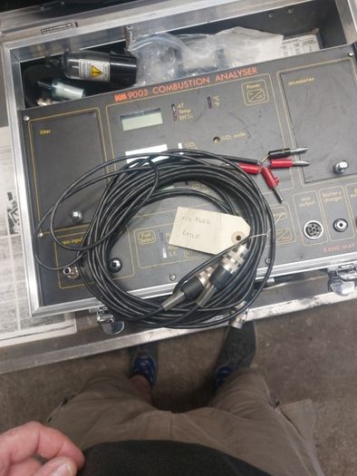 flue combustion analyser