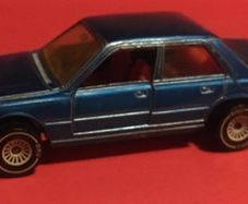 Siku 1/55 Peugeot 505
