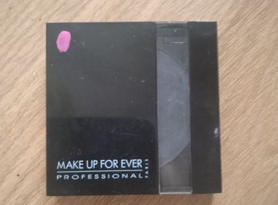 Makeup forever cake eyeliner
