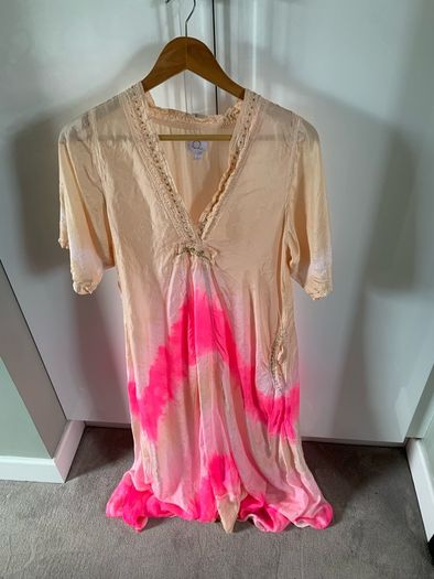 100% Silk Queso Maxi Style Dress - 2 Pockets