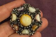 Vintage Ladies Brooch