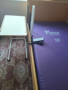 Hospital bed for home