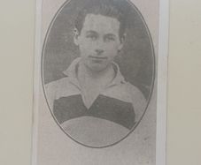 Kevin Barry Carte Postage. Post Card.