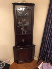 Mahony Corner Unit