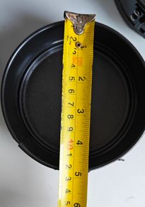 8 mini cake tins