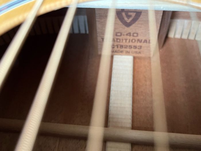 Guild D40 traditional 2018
