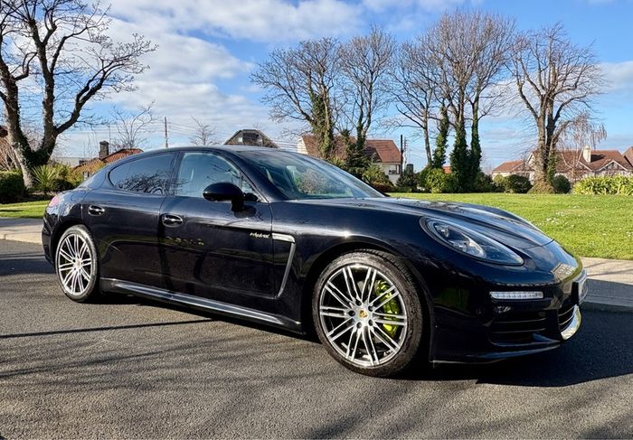 Porsche Panamera Plug-in E-Hybrid