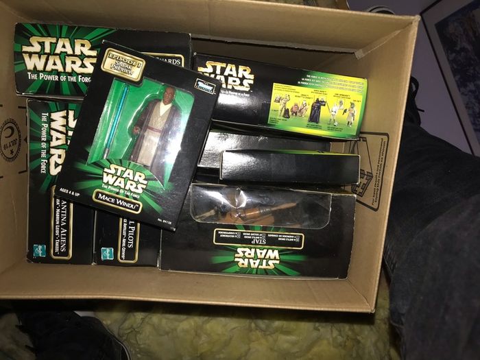 Star Wars Figures for sale. MINT IN BOX Hasbro Power of The Force Vintage (1998+)