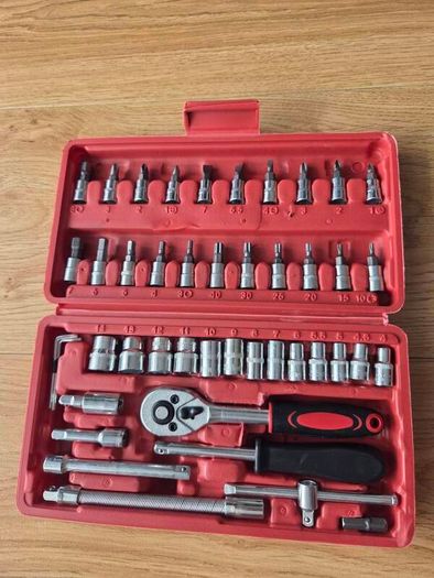 46 pcs wrench and socket set