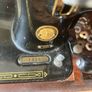 Sewing machine singer 1954 Image 3