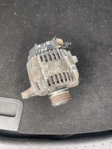 HYUNDAI i30 alternator Valeo 2 pin