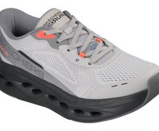 Skechers Slip-ins: Max Cushioning Glide-Step size 7 UK