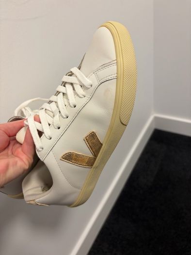 Veja Trainers